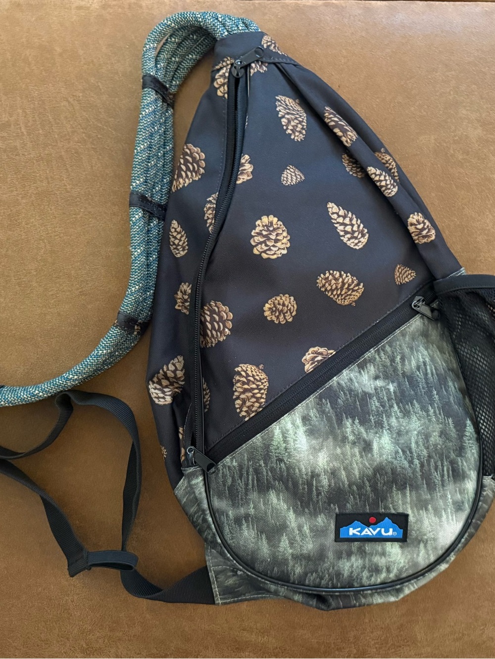 Kavu sling bag-